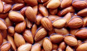 Benefits Of Soaked Almonds On Empty Stomach