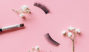Facts On Eyelash Extensions: How Long They Last, How Much They Cost, And More