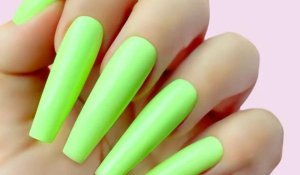 Lime Nails