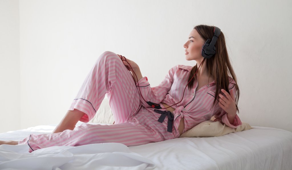 How To Choose The Perfect Sleepwear That'll Help You Get A Good Night's Rest