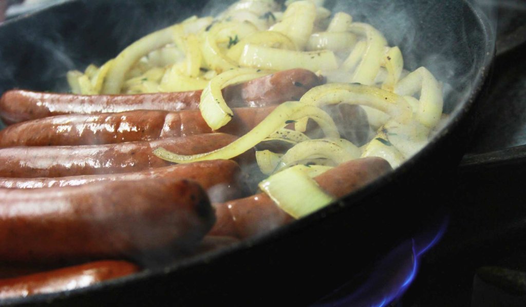 Can I Eat Hot Dogs While Pregnant? Is It Safe Or Risky?