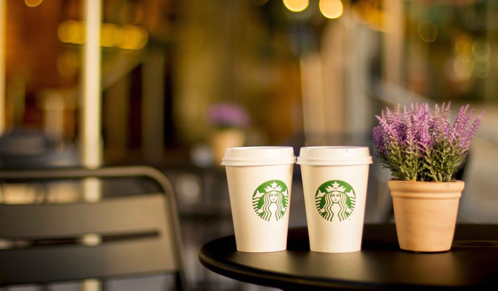 What To Drink At Starbucks When Pregnant: Complete Guide